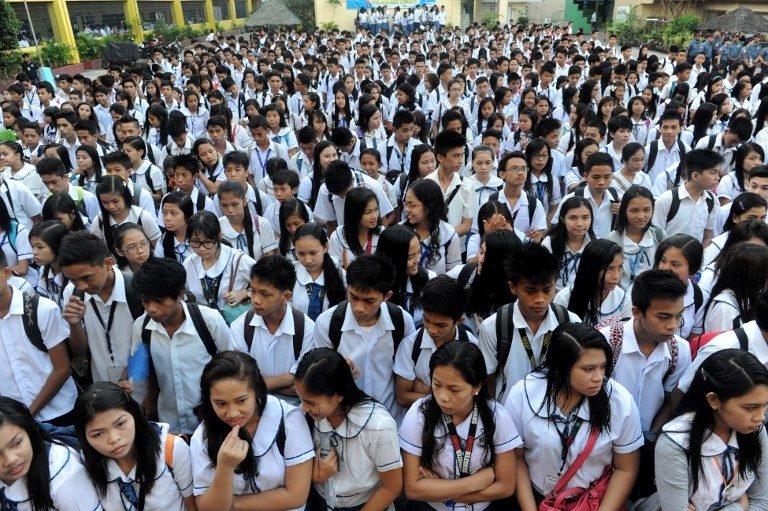 Senior High School Students Struggle To Write In English Report